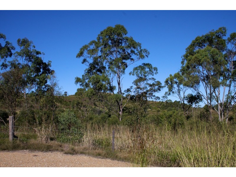 15  Platts Road, Tanby QLD 4703