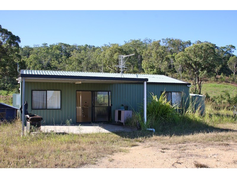 15  Platts Road, Tanby QLD 4703