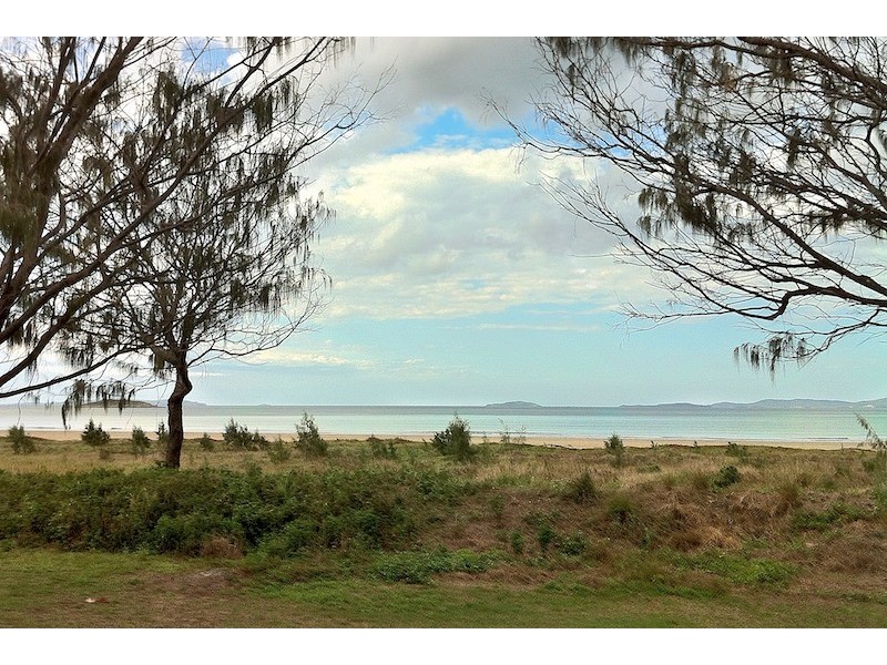924 Scenic Highway, Kinka Beach QLD 4703