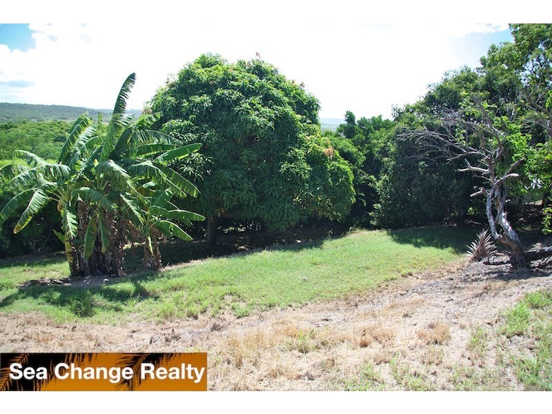 11 Nelson Street, Emu Park QLD 4710