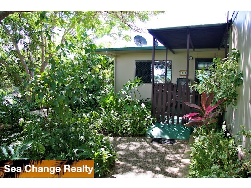 11 Nelson Street, Emu Park QLD 4710