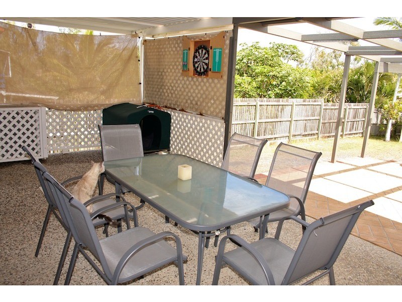 28  Evelyn Street, Emu Park QLD 4710