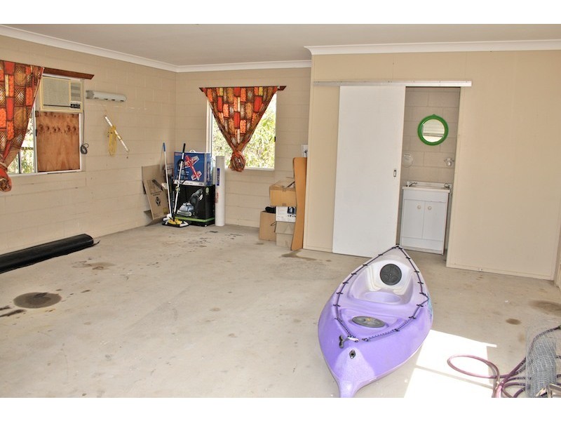 28  Evelyn Street, Emu Park QLD 4710