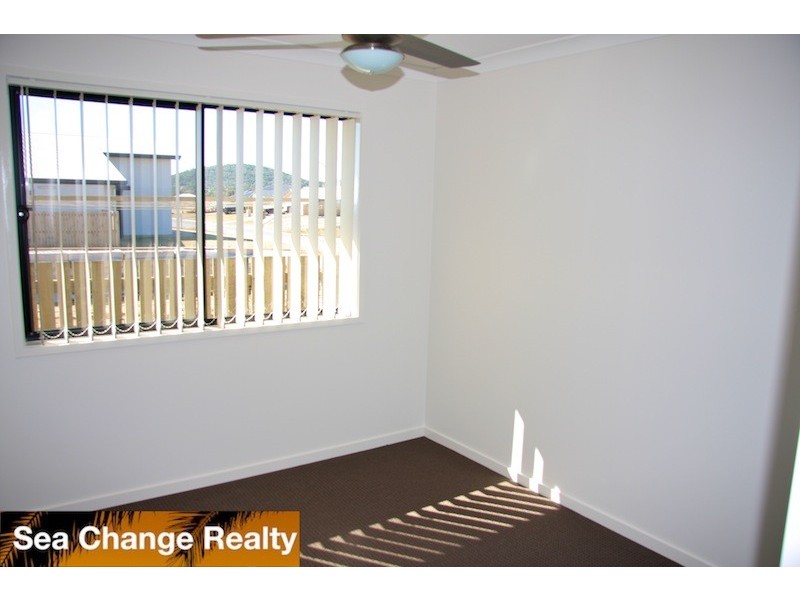 90 Amalfi Drive, Emu Park QLD 4710