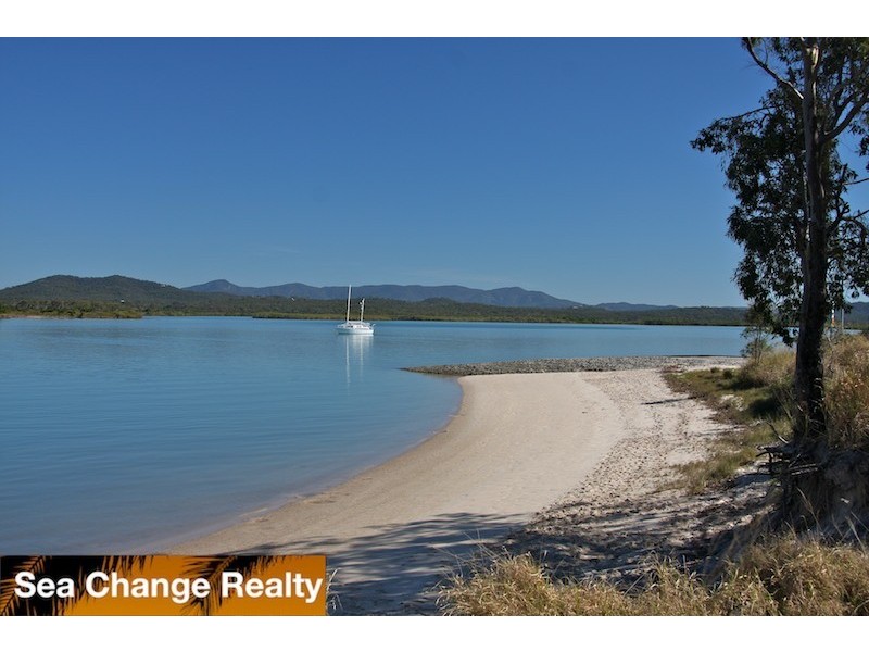 90 Amalfi Drive, Emu Park QLD 4710