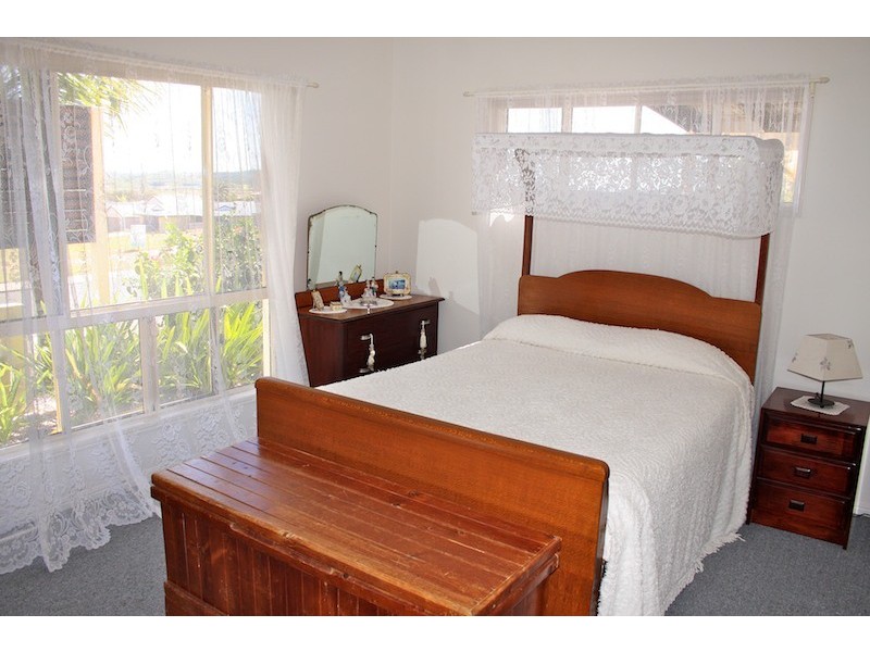 53-55  Larnach Street, Emu Park QLD 4710