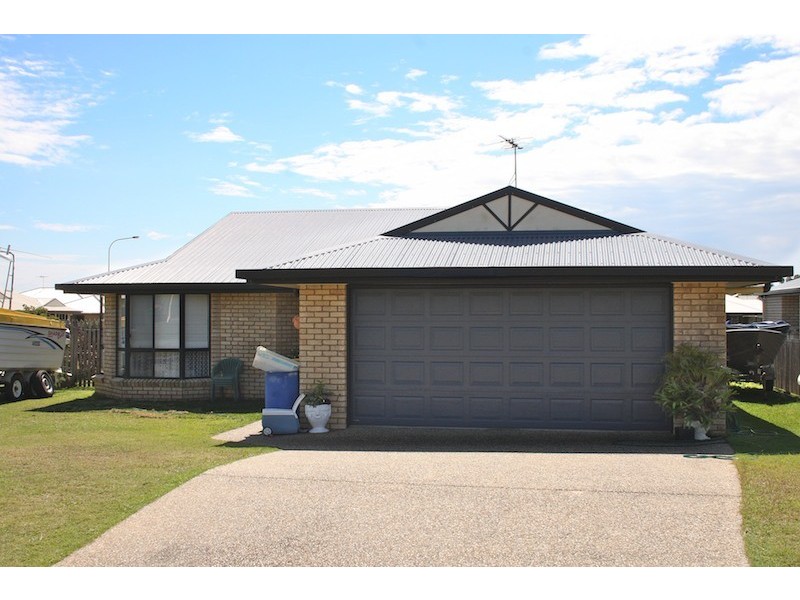 1 Triton Close, Emu Park QLD 4710