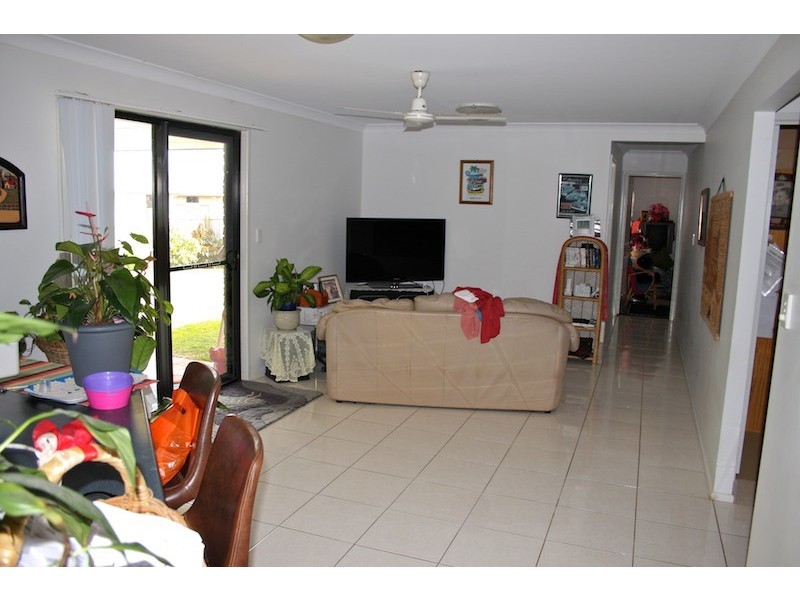 1 Triton Close, Emu Park QLD 4710