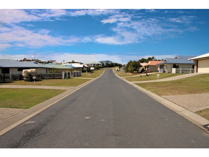 1 Triton Close, Emu Park QLD 4710