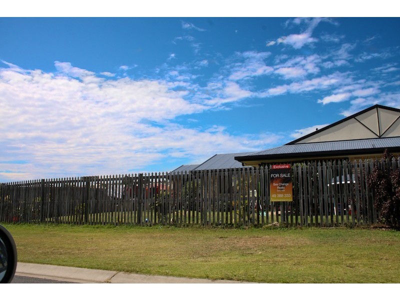 1 Triton Close, Emu Park QLD 4710