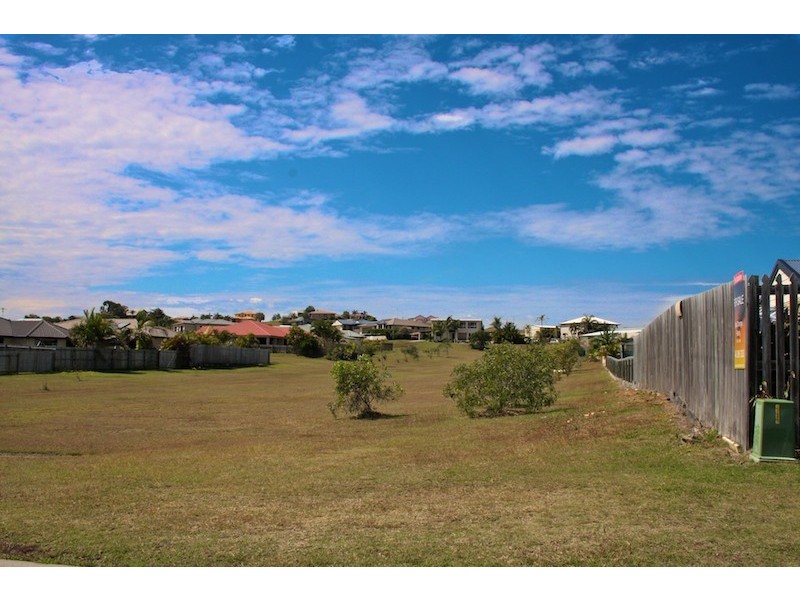 1 Triton Close, Emu Park QLD 4710