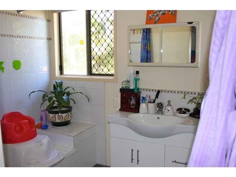 8 Comley Street, Emu Park QLD 4710