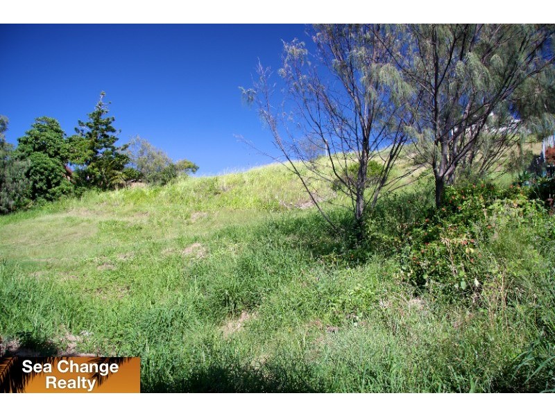12  Thomas Street, Emu Park QLD 4710