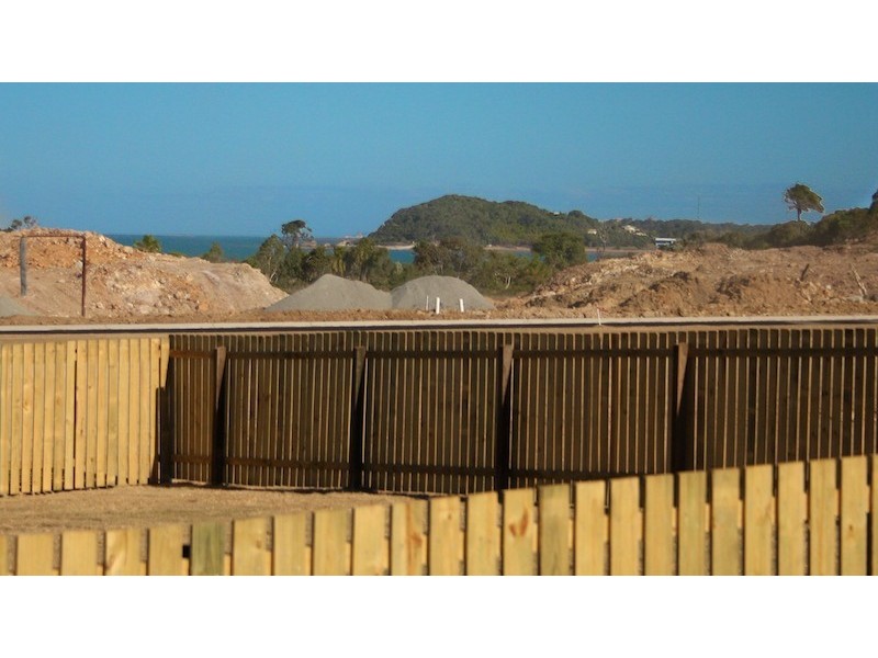 7 Falcon Crest, Emerald QLD 4720