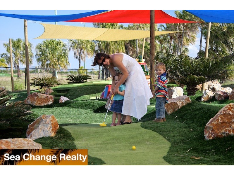 7 Falcon Crest, Emerald QLD 4720