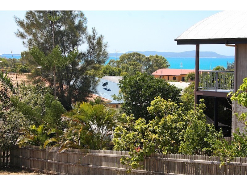 3  Paradise way, Emu Park QLD 4710