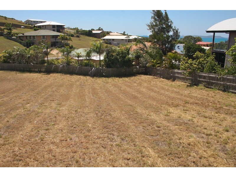 3  Paradise way, Emu Park QLD 4710