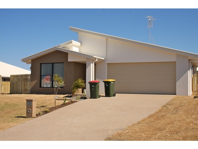 9 Falcon Crest, Emu Park QLD 4710