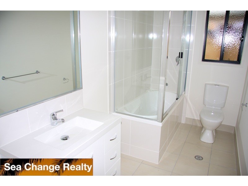 9 Falcon Crest, Emu Park QLD 4710