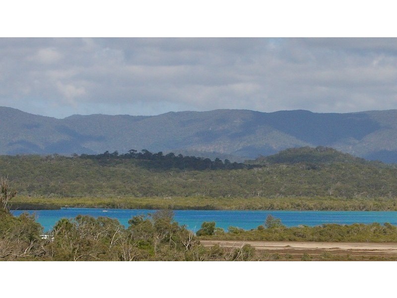 10 The Peak, Emu Park QLD 4710