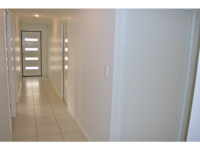 10 The Peak, Emu Park QLD 4710