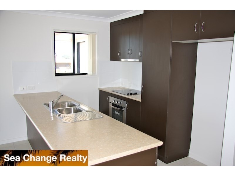 4 The Ridge Way, Emu Park QLD 4710