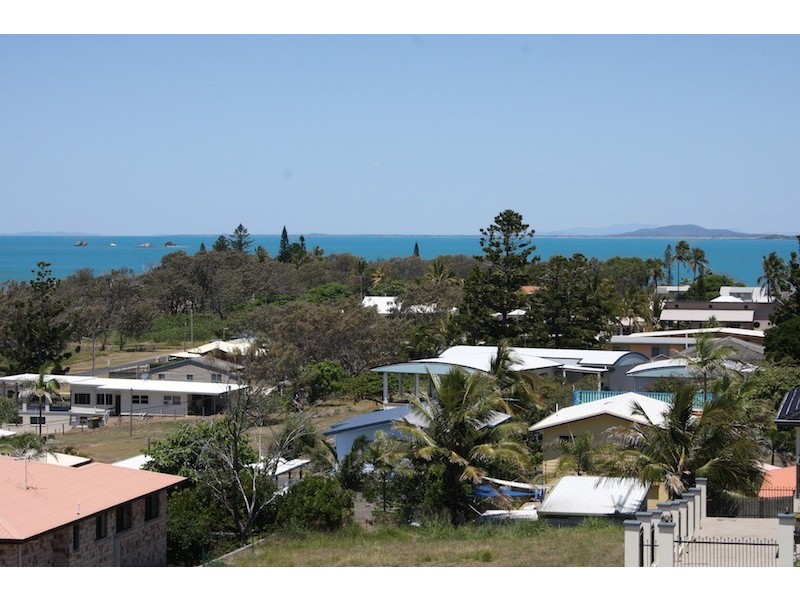 17 Haliotis Avenue, Emu Park QLD 4710