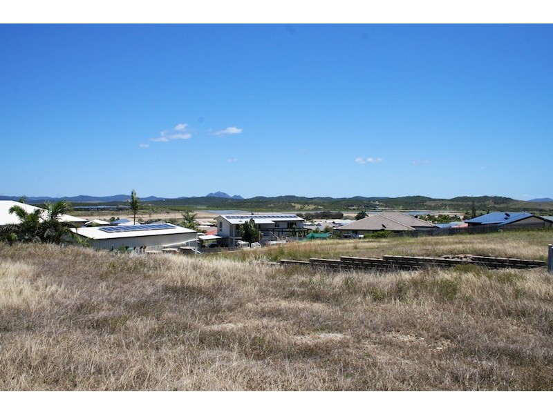 17 Haliotis Avenue, Emu Park QLD 4710