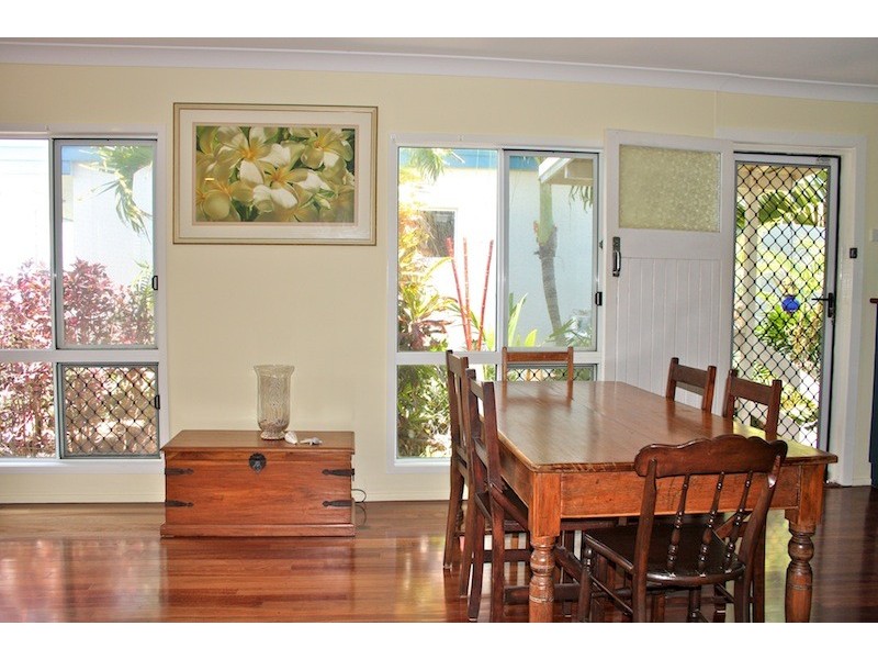 28  Connor Street, Emu Park QLD 4710