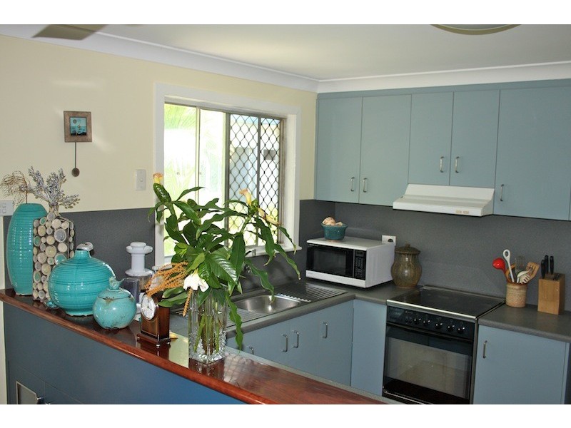 28  Connor Street, Emu Park QLD 4710