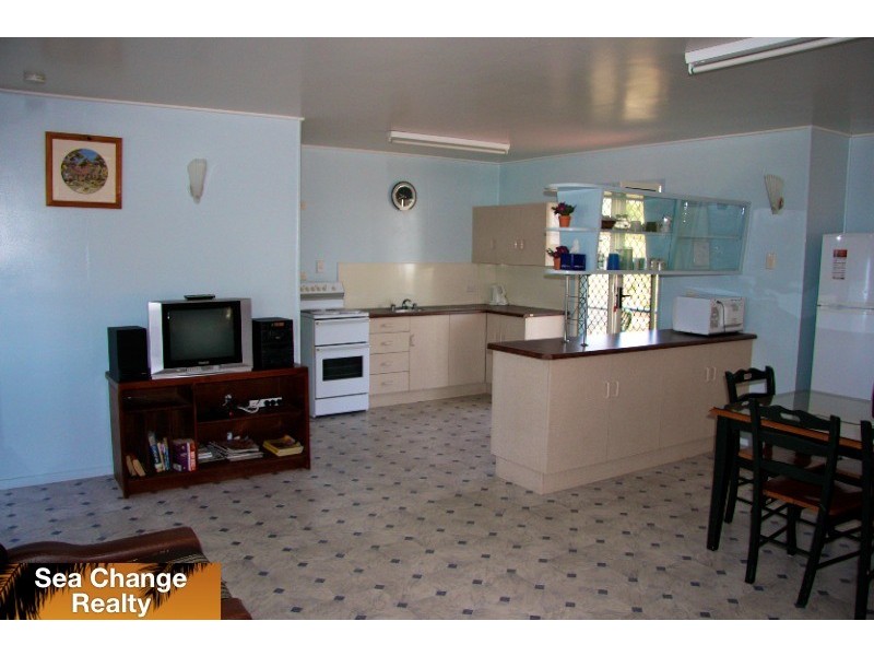 18 Granville Street, Emu Park QLD 4710
