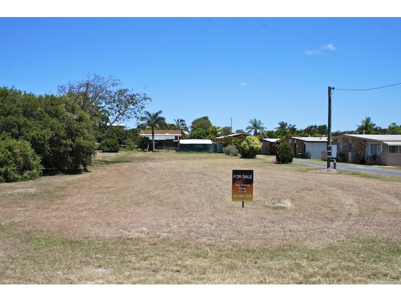 12 Arthur Street, Emu Park QLD 4710