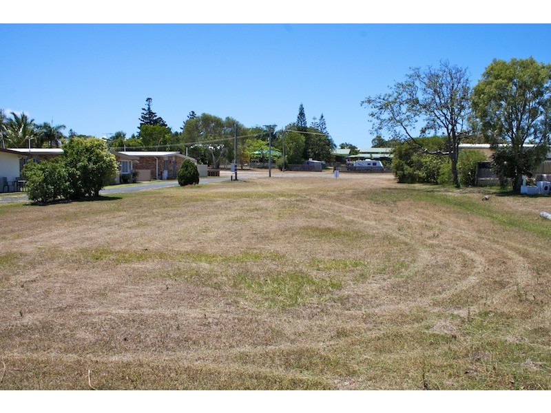 12 Arthur Street, Emu Park QLD 4710