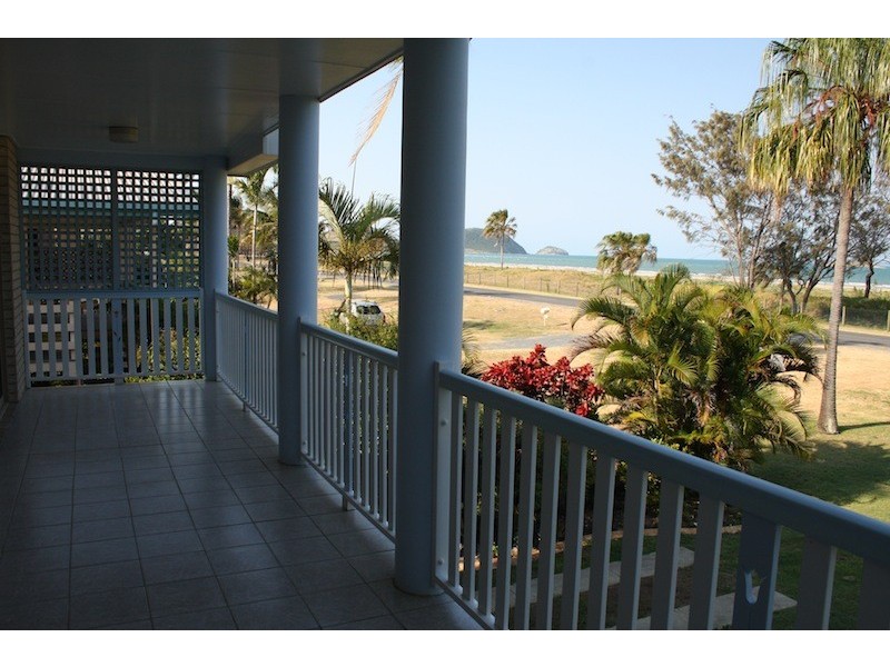928 Scenic Highway, Kinka Beach QLD 4703