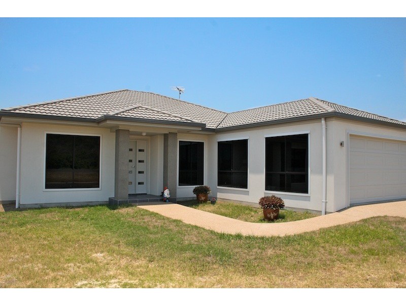24 San Marino Way, Emu Park QLD 4710