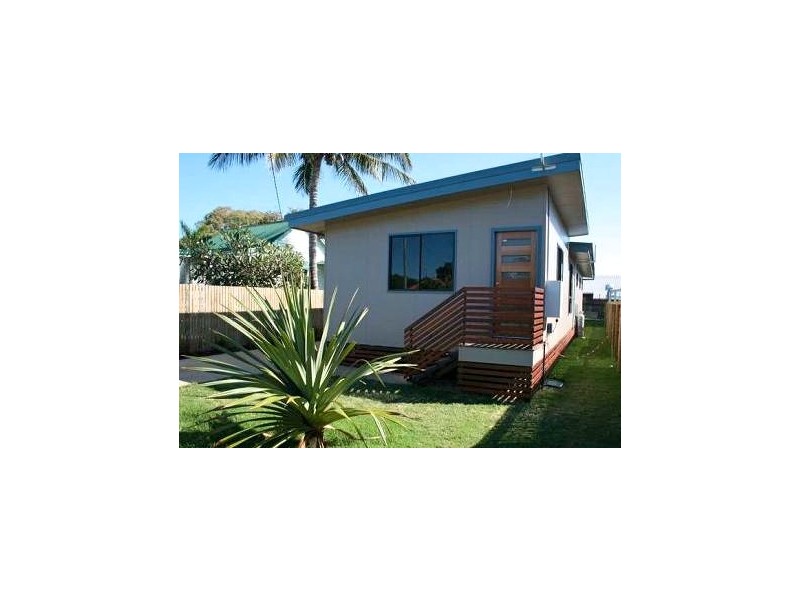 9 Dingwall Street, Keppel Sands QLD 4702