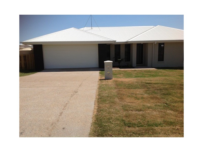 10 Falcon Crest, Zilzie QLD 4710