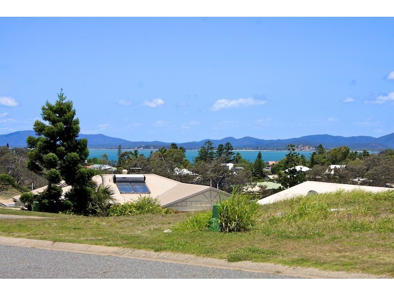 8 Amoria Avenue, Emu Park QLD 4710