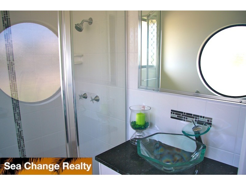 1/64 Hewitt  Street, Emu Park QLD 4710