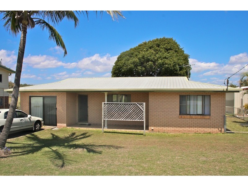 8 Claude Street, Emu Park QLD 4710