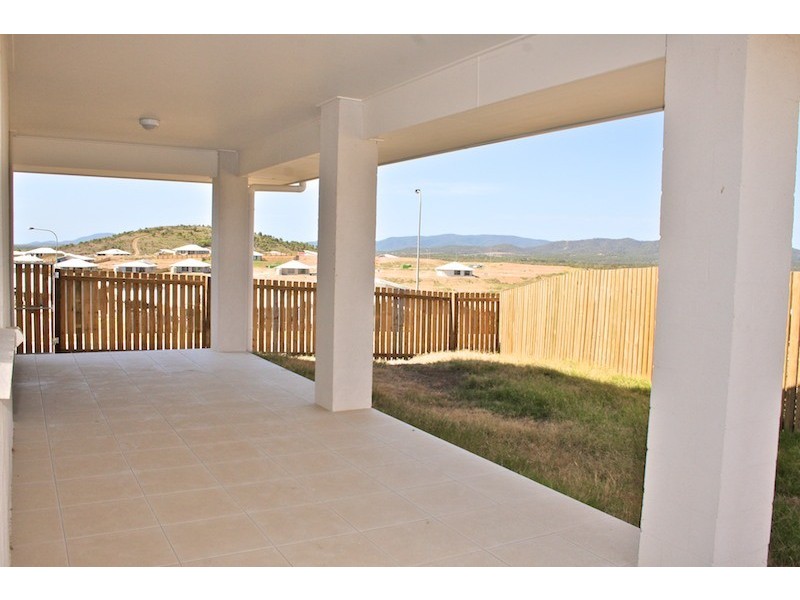 2 The Peak, Emu Park QLD 4710