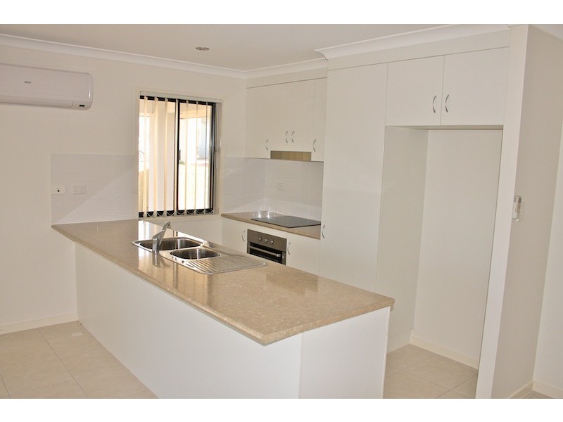 2 The Peak, Emu Park QLD 4710