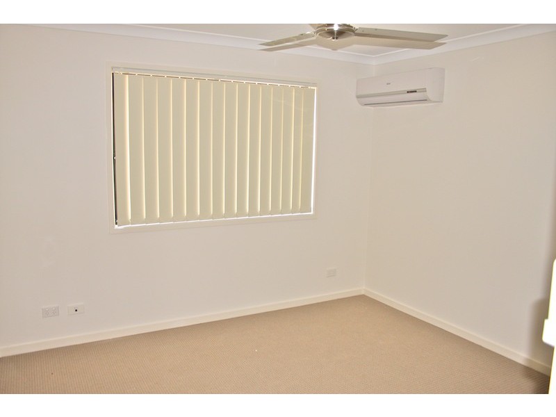 2 The Peak, Emu Park QLD 4710