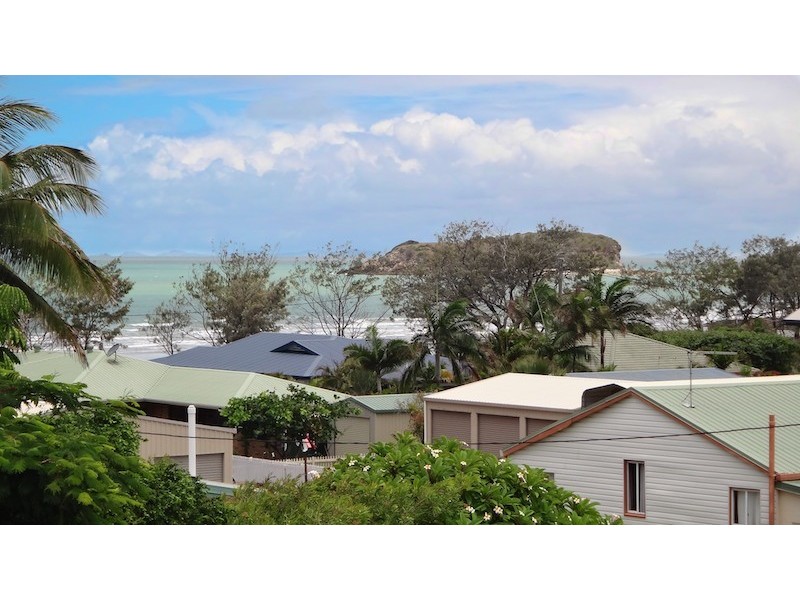 10 Arthur Street, Zilzie QLD 4710