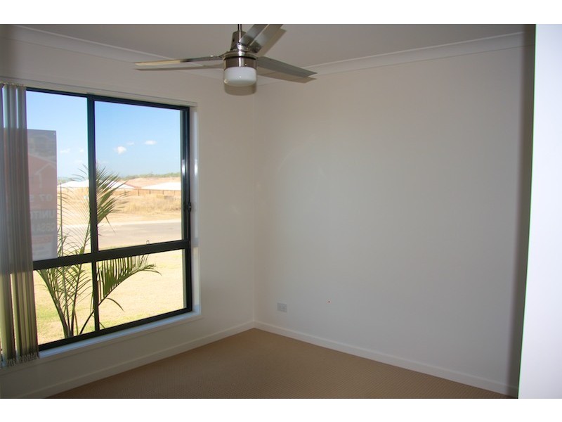 4 The Link, Emu Park QLD 4710