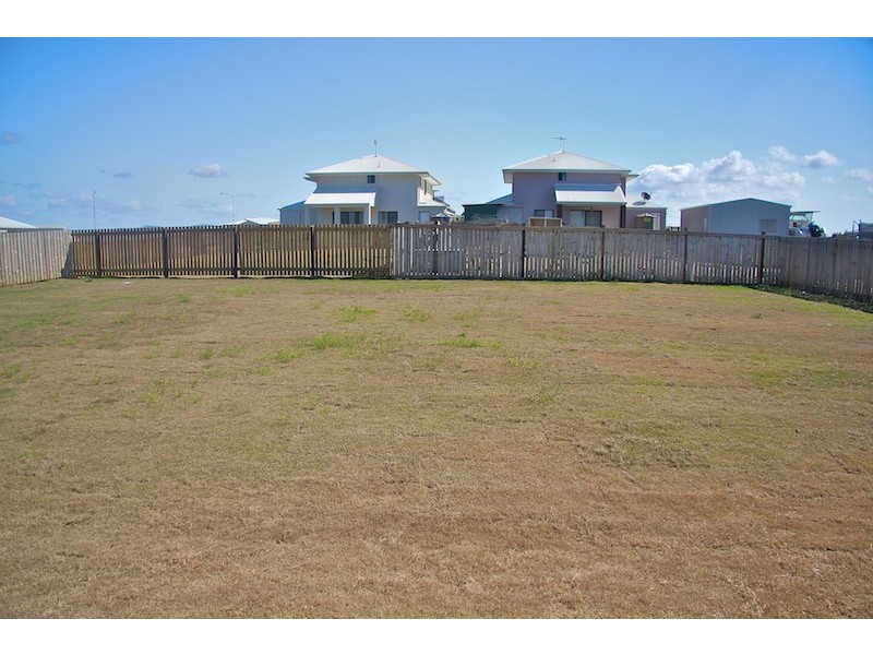 4 The Link, Emu Park QLD 4710