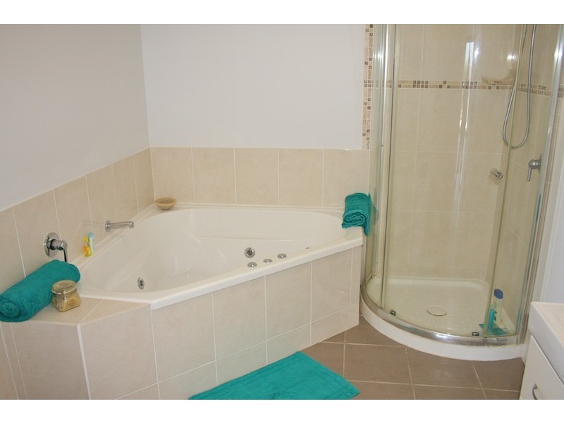 92 Larnach Street, Emu Park QLD 4710