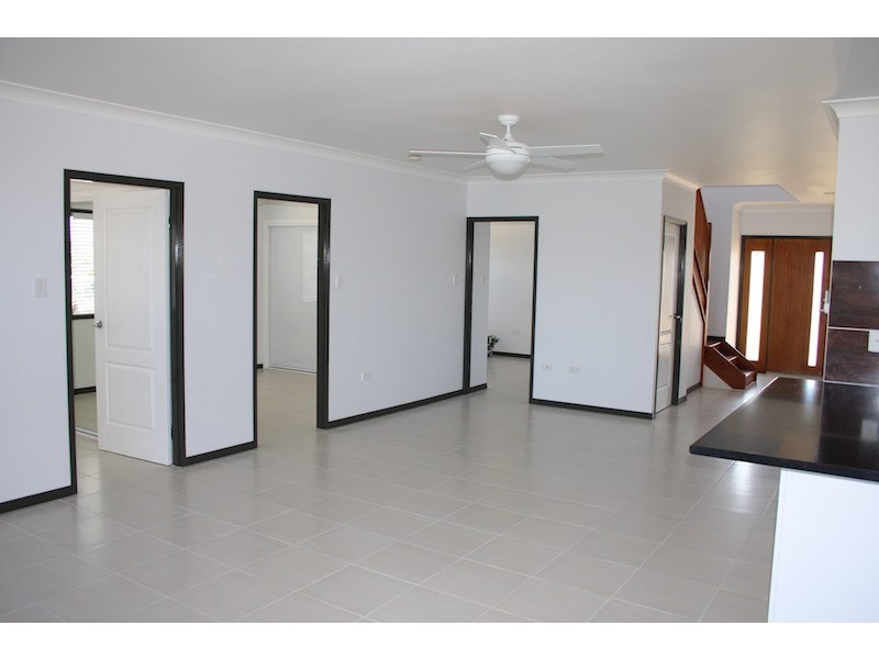 92 Larnach Street, Emu Park QLD 4710