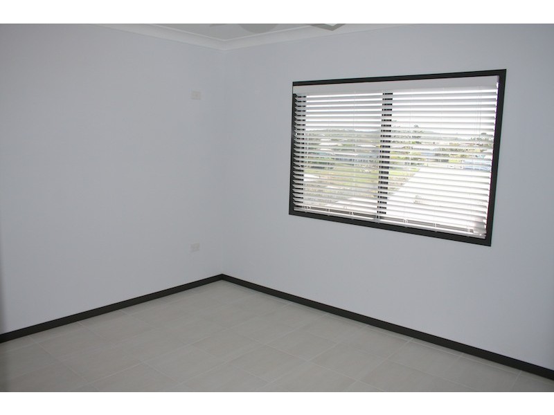 92 Larnach Street, Emu Park QLD 4710