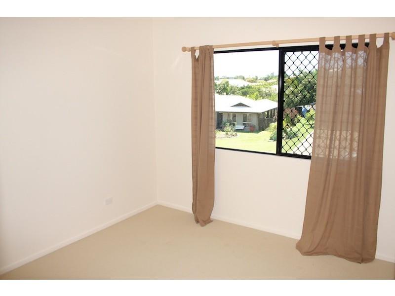 1/26 Nerita Avenue, Emu Park QLD 4710